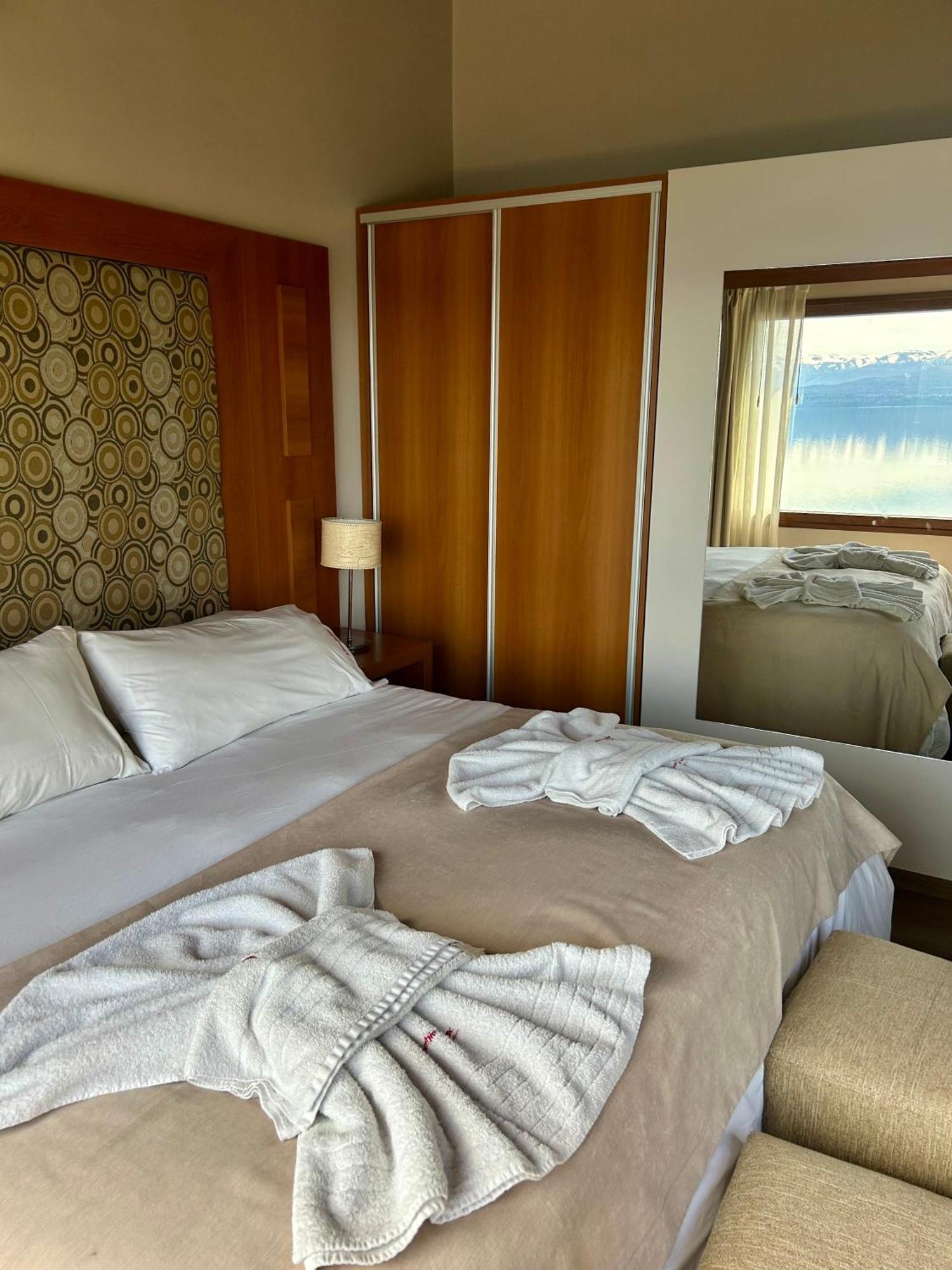 Bahia Paraiso Apart & Suites San Carlos de Bariloche Exteriör bild