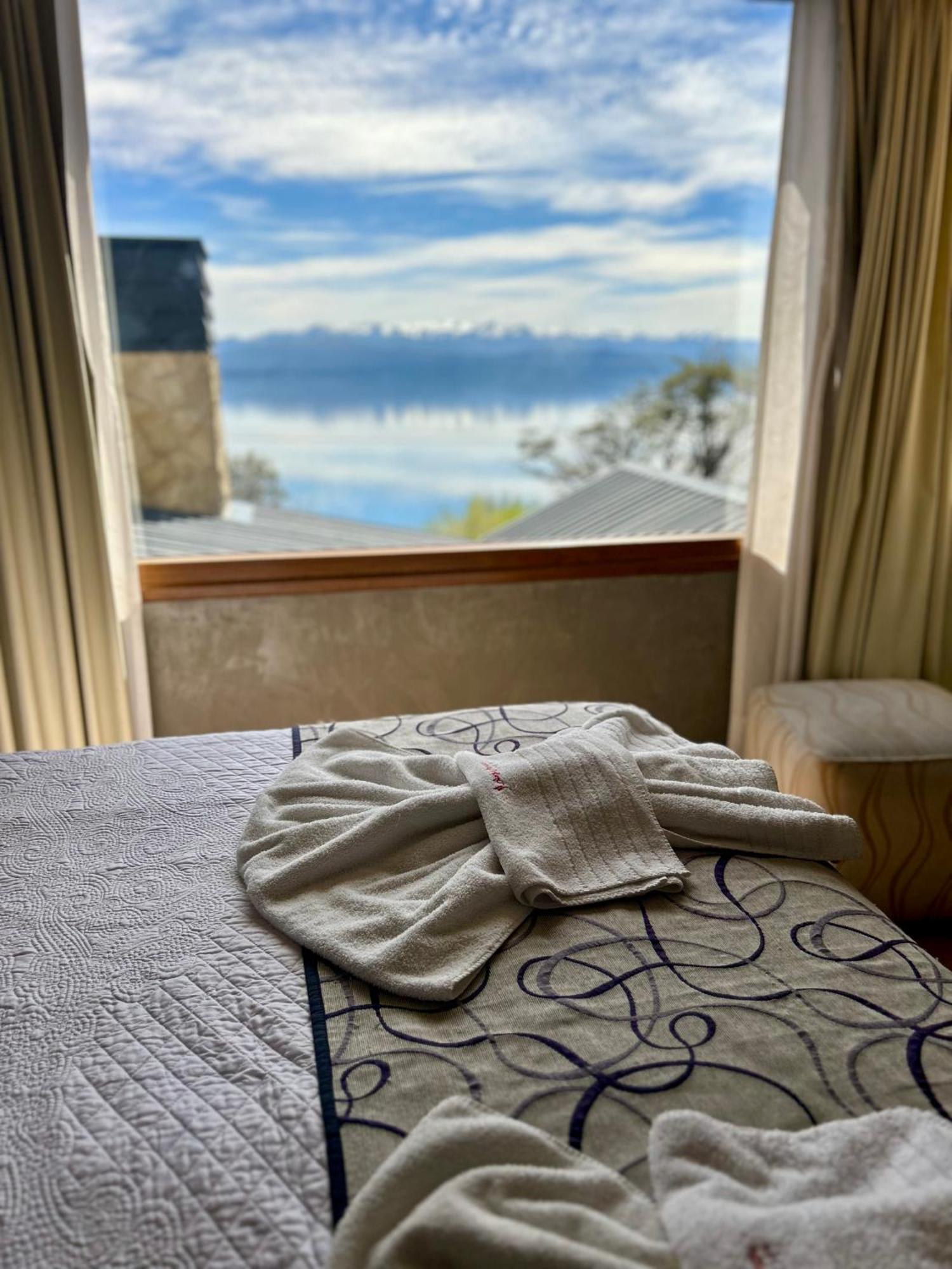 Bahia Paraiso Apart & Suites San Carlos de Bariloche Exteriör bild